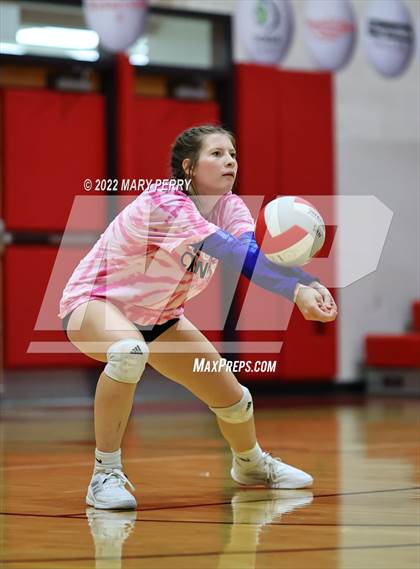 Thumbnail 1 in Lincoln @ Neshannock photogallery.