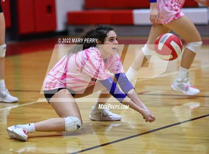 Thumbnail 1 in Lincoln @ Neshannock photogallery.