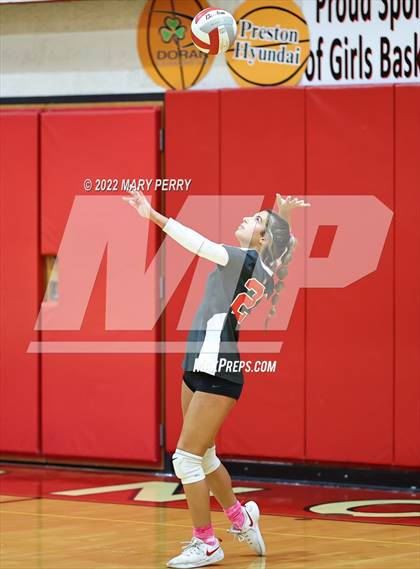 Thumbnail 3 in Lincoln @ Neshannock photogallery.