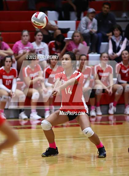 Thumbnail 2 in Lincoln @ Neshannock photogallery.