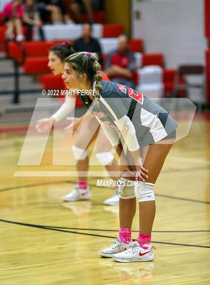 Thumbnail 1 in Lincoln @ Neshannock photogallery.
