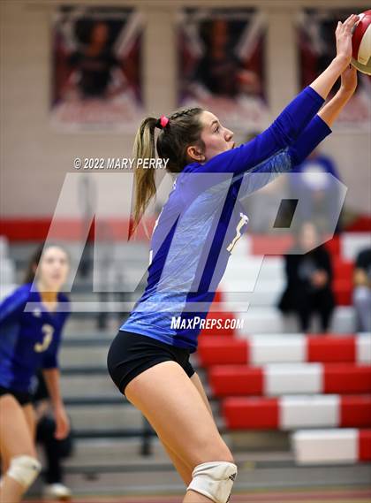 Thumbnail 1 in Lincoln @ Neshannock photogallery.