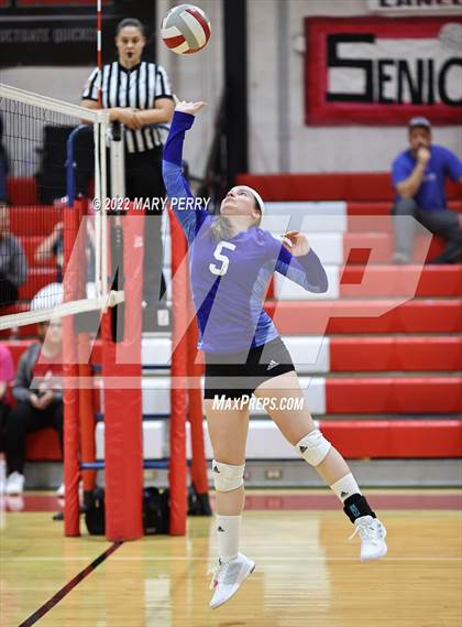 Thumbnail 1 in Lincoln @ Neshannock photogallery.