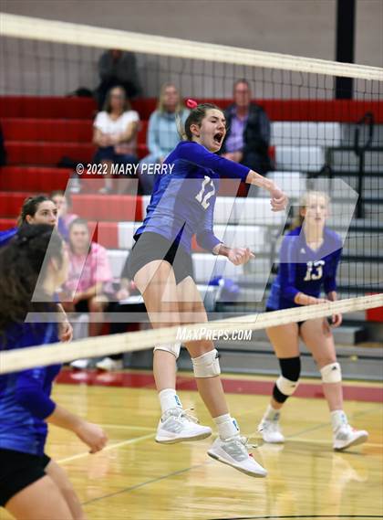 Thumbnail 3 in Lincoln @ Neshannock photogallery.