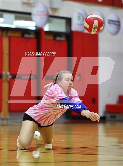 Thumbnail 2 in Lincoln @ Neshannock photogallery.