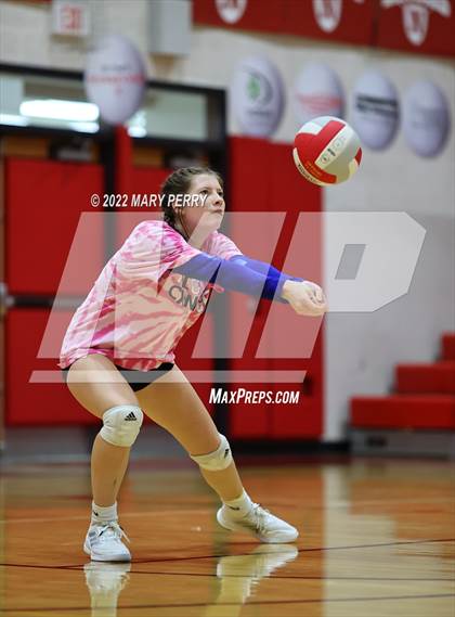Thumbnail 2 in Lincoln @ Neshannock photogallery.