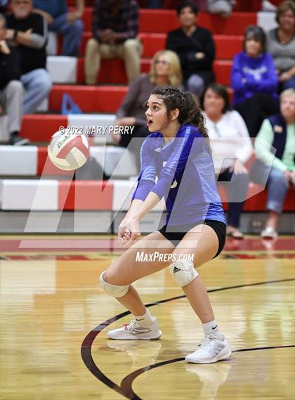 Thumbnail 2 in Lincoln @ Neshannock photogallery.