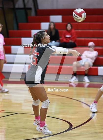 Thumbnail 3 in Lincoln @ Neshannock photogallery.