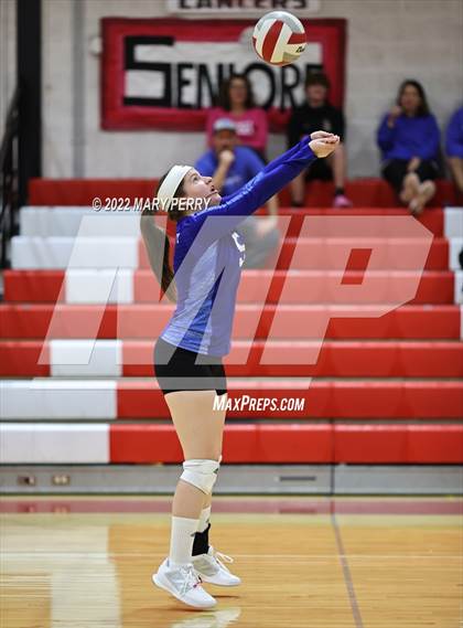Thumbnail 3 in Lincoln @ Neshannock photogallery.
