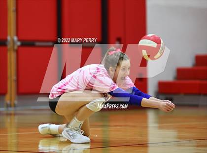 Thumbnail 2 in Lincoln @ Neshannock photogallery.