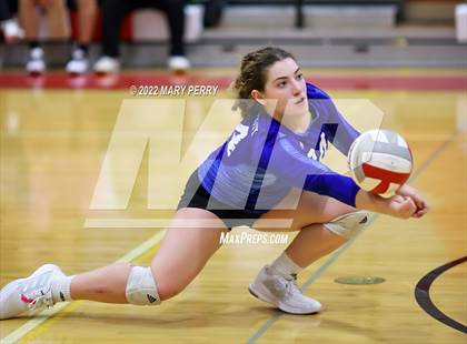 Thumbnail 2 in Lincoln @ Neshannock photogallery.