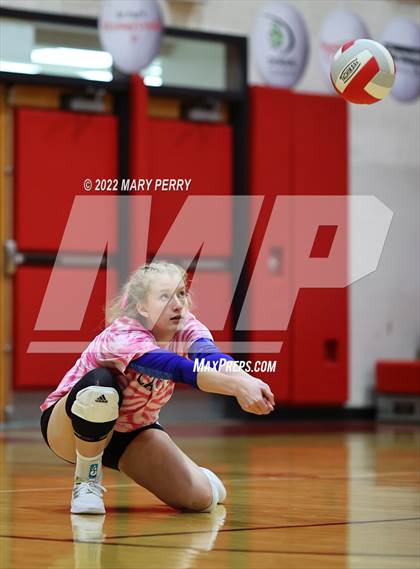 Thumbnail 3 in Lincoln @ Neshannock photogallery.