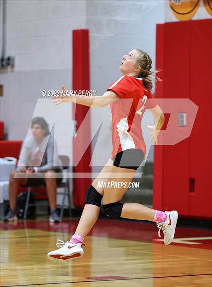 Thumbnail 2 in Lincoln @ Neshannock photogallery.