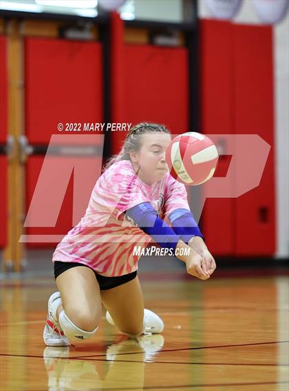 Thumbnail 3 in Lincoln @ Neshannock photogallery.