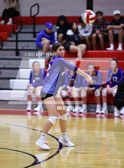 Thumbnail 1 in Lincoln @ Neshannock photogallery.