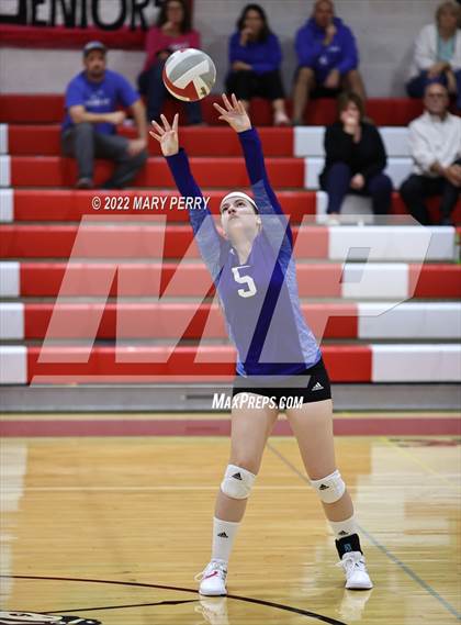 Thumbnail 2 in Lincoln @ Neshannock photogallery.