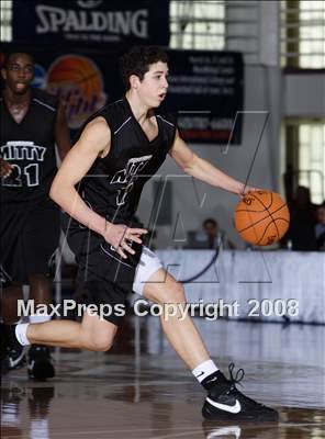 Thumbnail 1 in Holy Cross vs Archbishop Mitty (Spalding Hoophall Classic) photogallery.