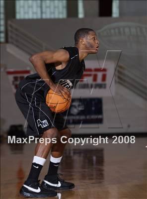 Thumbnail 1 in Holy Cross vs Archbishop Mitty (Spalding Hoophall Classic) photogallery.