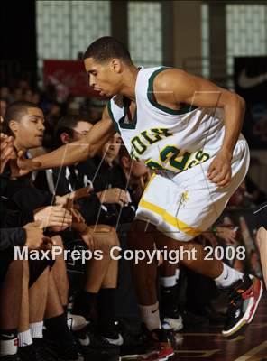 Thumbnail 1 in Holy Cross vs Archbishop Mitty (Spalding Hoophall Classic) photogallery.