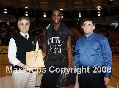 Thumbnail 2 in Holy Cross vs Archbishop Mitty (Spalding Hoophall Classic) photogallery.
