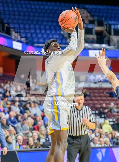 Thumbnail 1 in Kolbe-Cathedral vs. Hand (CIAC Class III Final) photogallery.