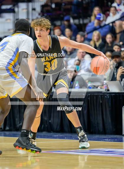Thumbnail 1 in Kolbe-Cathedral vs. Hand (CIAC Class III Final) photogallery.