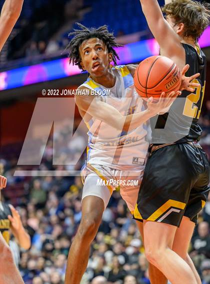 Thumbnail 1 in Kolbe-Cathedral vs. Hand (CIAC Class III Final) photogallery.