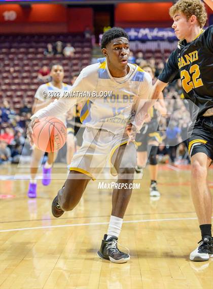 Thumbnail 1 in Kolbe-Cathedral vs. Hand (CIAC Class III Final) photogallery.