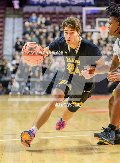 Thumbnail 2 in Kolbe-Cathedral vs. Hand (CIAC Class III Final) photogallery.