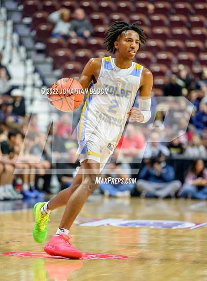 Thumbnail 1 in Kolbe-Cathedral vs. Hand (CIAC Class III Final) photogallery.