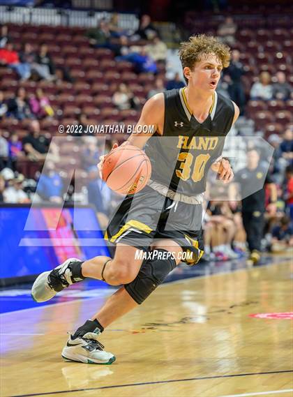 Thumbnail 3 in Kolbe-Cathedral vs. Hand (CIAC Class III Final) photogallery.