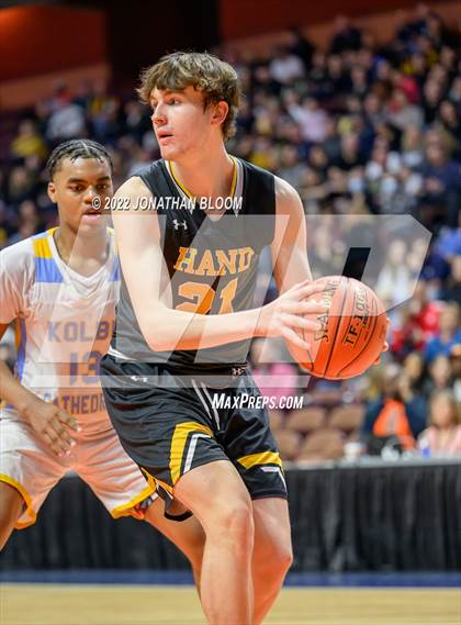 Thumbnail 2 in Kolbe-Cathedral vs. Hand (CIAC Class III Final) photogallery.