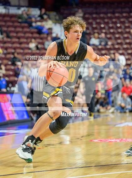 Thumbnail 1 in Kolbe-Cathedral vs. Hand (CIAC Class III Final) photogallery.