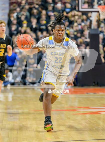Thumbnail 2 in Kolbe-Cathedral vs. Hand (CIAC Class III Final) photogallery.