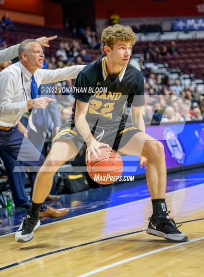 Thumbnail 2 in Kolbe-Cathedral vs. Hand (CIAC Class III Final) photogallery.