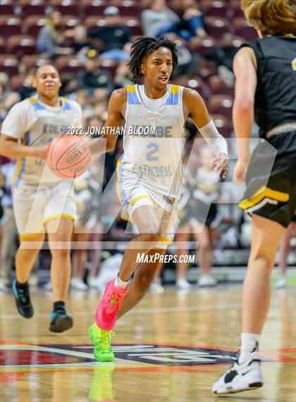 Thumbnail 2 in Kolbe-Cathedral vs. Hand (CIAC Class III Final) photogallery.