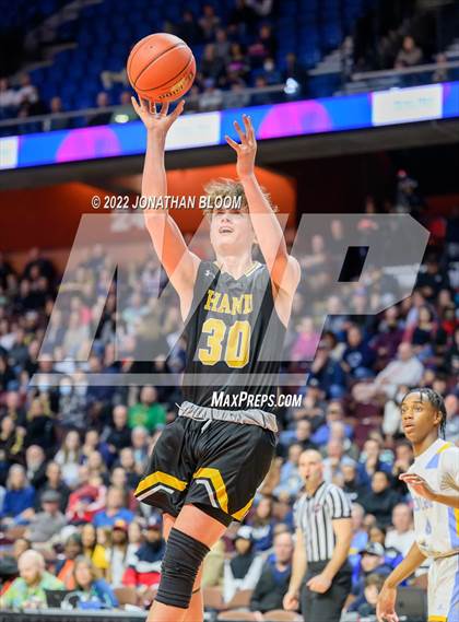 Thumbnail 2 in Kolbe-Cathedral vs. Hand (CIAC Class III Final) photogallery.