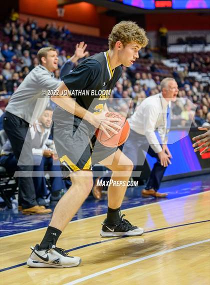 Thumbnail 1 in Kolbe-Cathedral vs. Hand (CIAC Class III Final) photogallery.