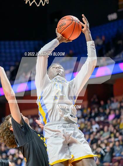 Thumbnail 1 in Kolbe-Cathedral vs. Hand (CIAC Class III Final) photogallery.