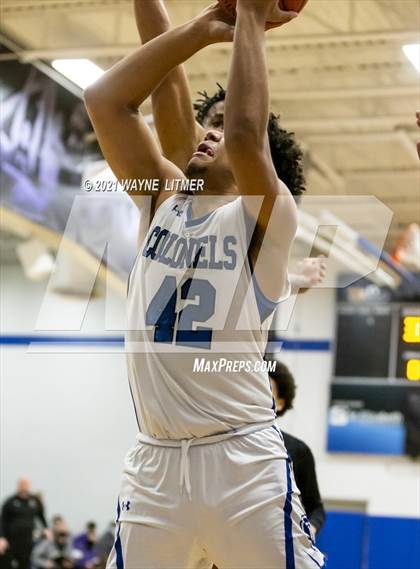 Thumbnail 2 in Male @ Covington Catholic photogallery.