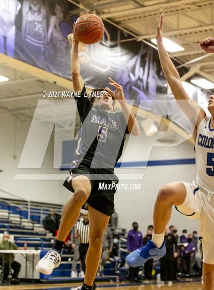 Thumbnail 3 in Male @ Covington Catholic photogallery.