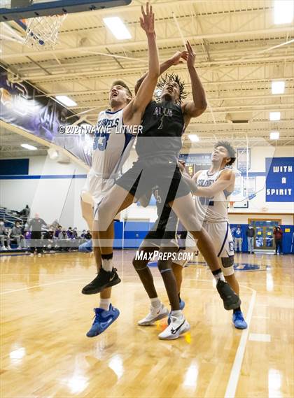 Thumbnail 3 in Male @ Covington Catholic photogallery.