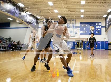 Thumbnail 2 in Male @ Covington Catholic photogallery.
