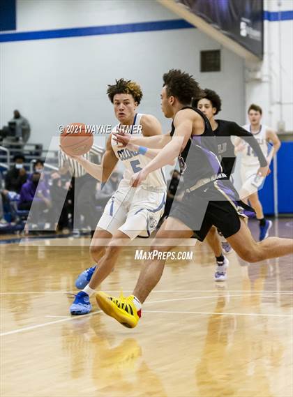 Thumbnail 1 in Male @ Covington Catholic photogallery.