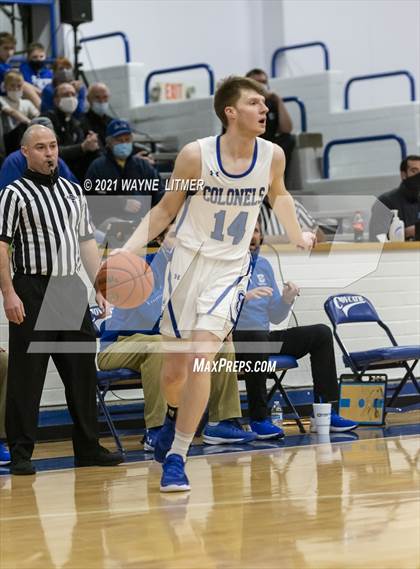 Thumbnail 3 in Male @ Covington Catholic photogallery.