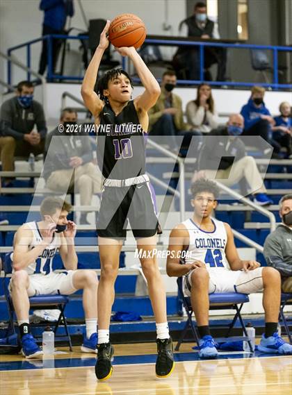 Thumbnail 1 in Male @ Covington Catholic photogallery.