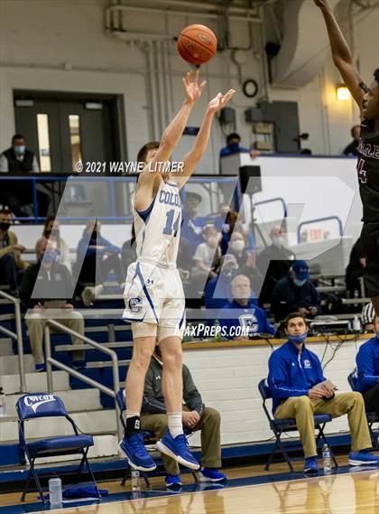 Thumbnail 2 in Male @ Covington Catholic photogallery.