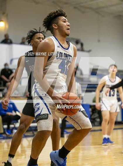 Thumbnail 1 in Male @ Covington Catholic photogallery.