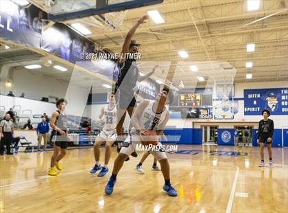 Thumbnail 3 in Male @ Covington Catholic photogallery.