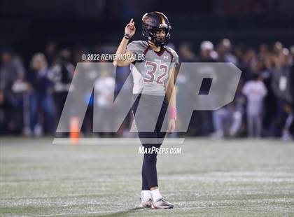 Thumbnail 2 in Downey vs Warren photogallery.